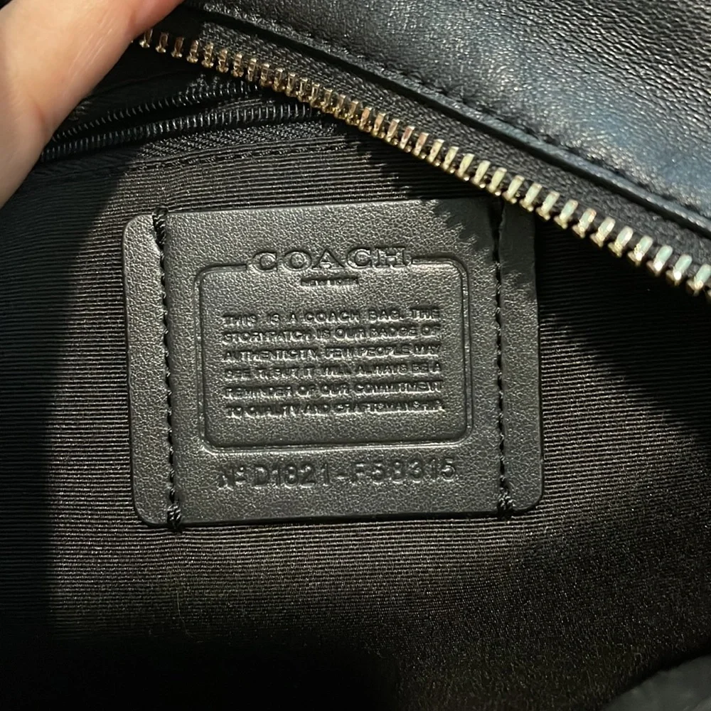 Coach small backpack - Picture 8 of 11